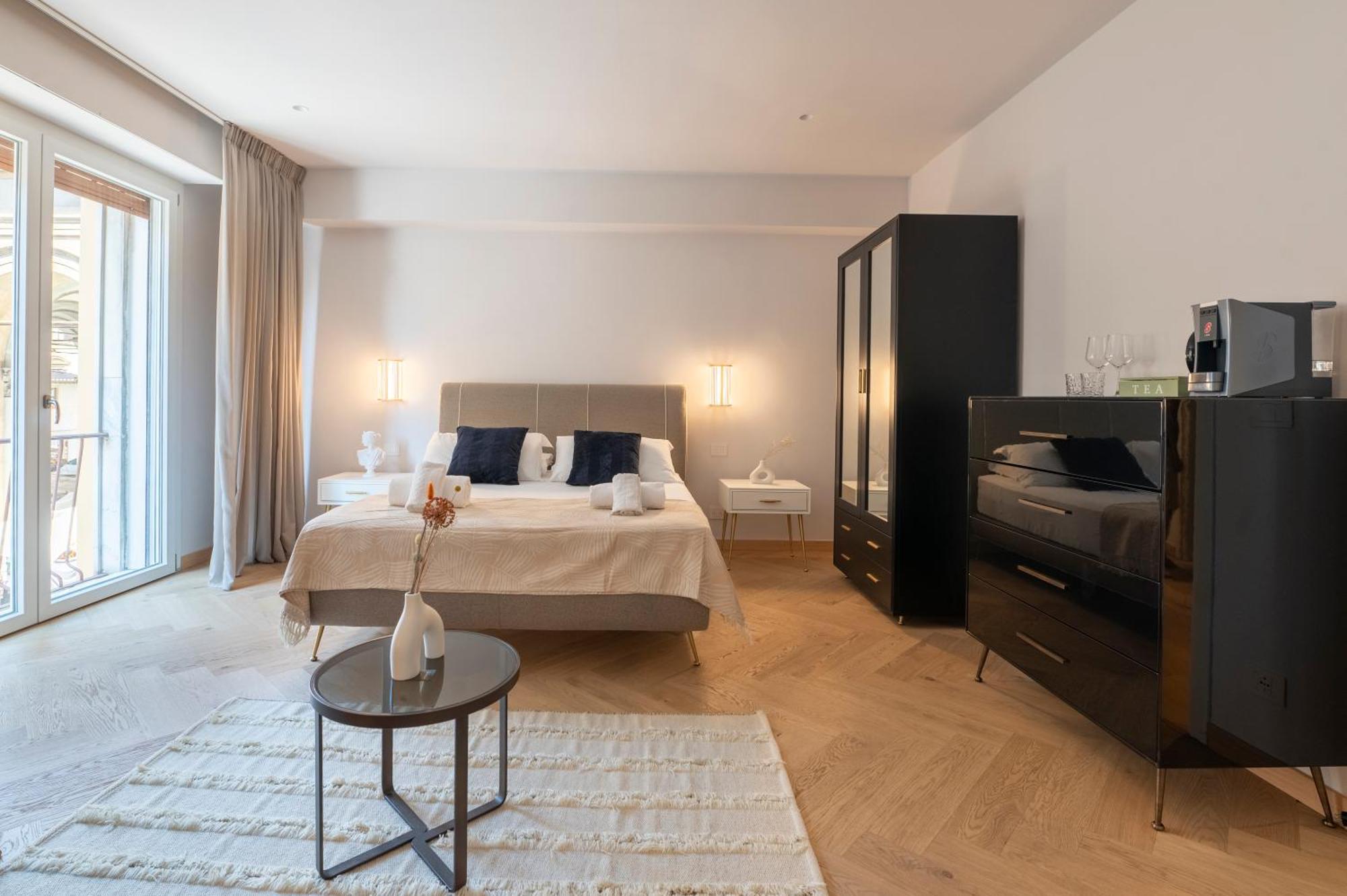 The Old Palace- Luxury Suites Signoria Florence Exterior photo
