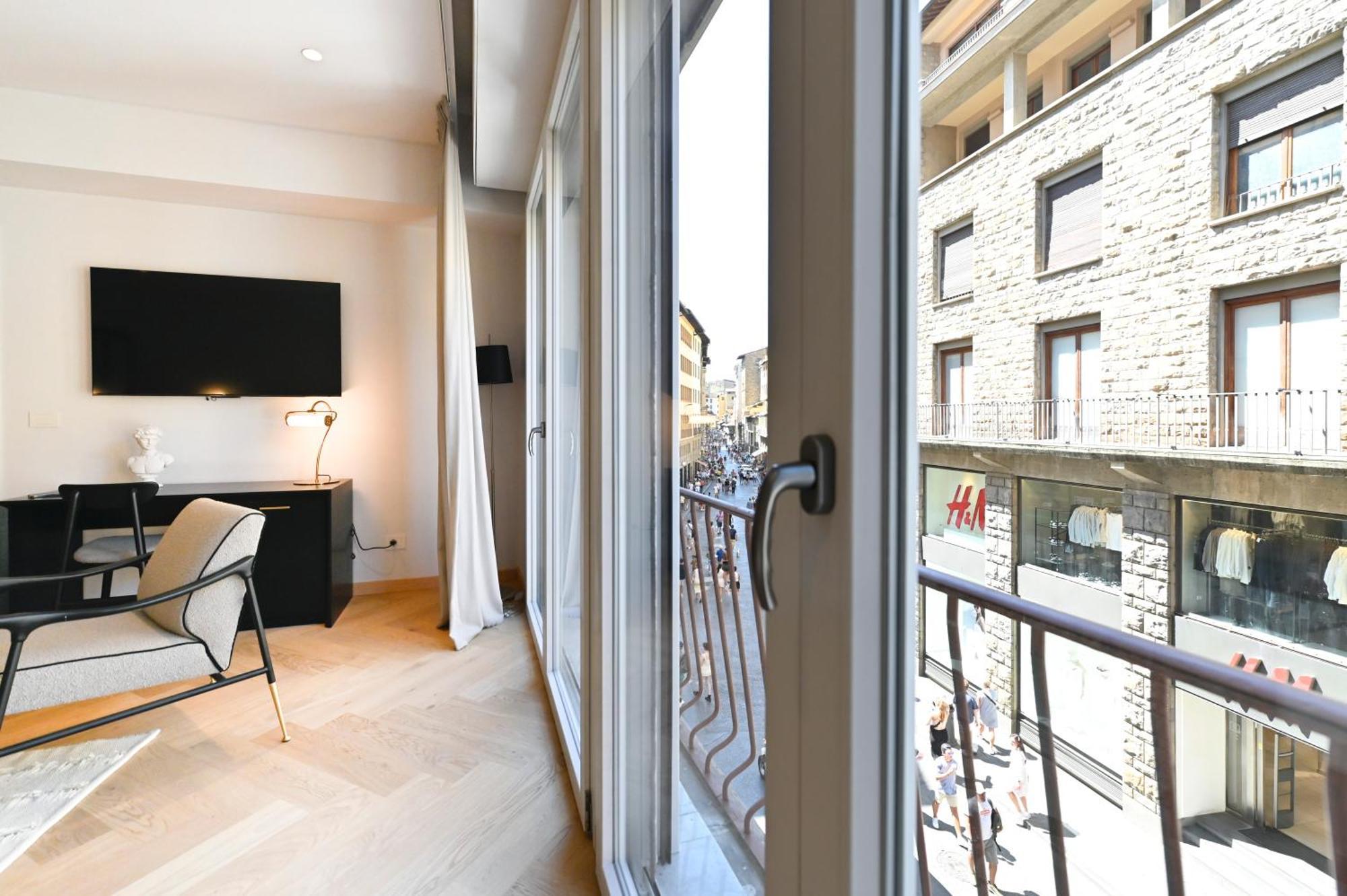 The Old Palace- Luxury Suites Signoria Florence Exterior photo