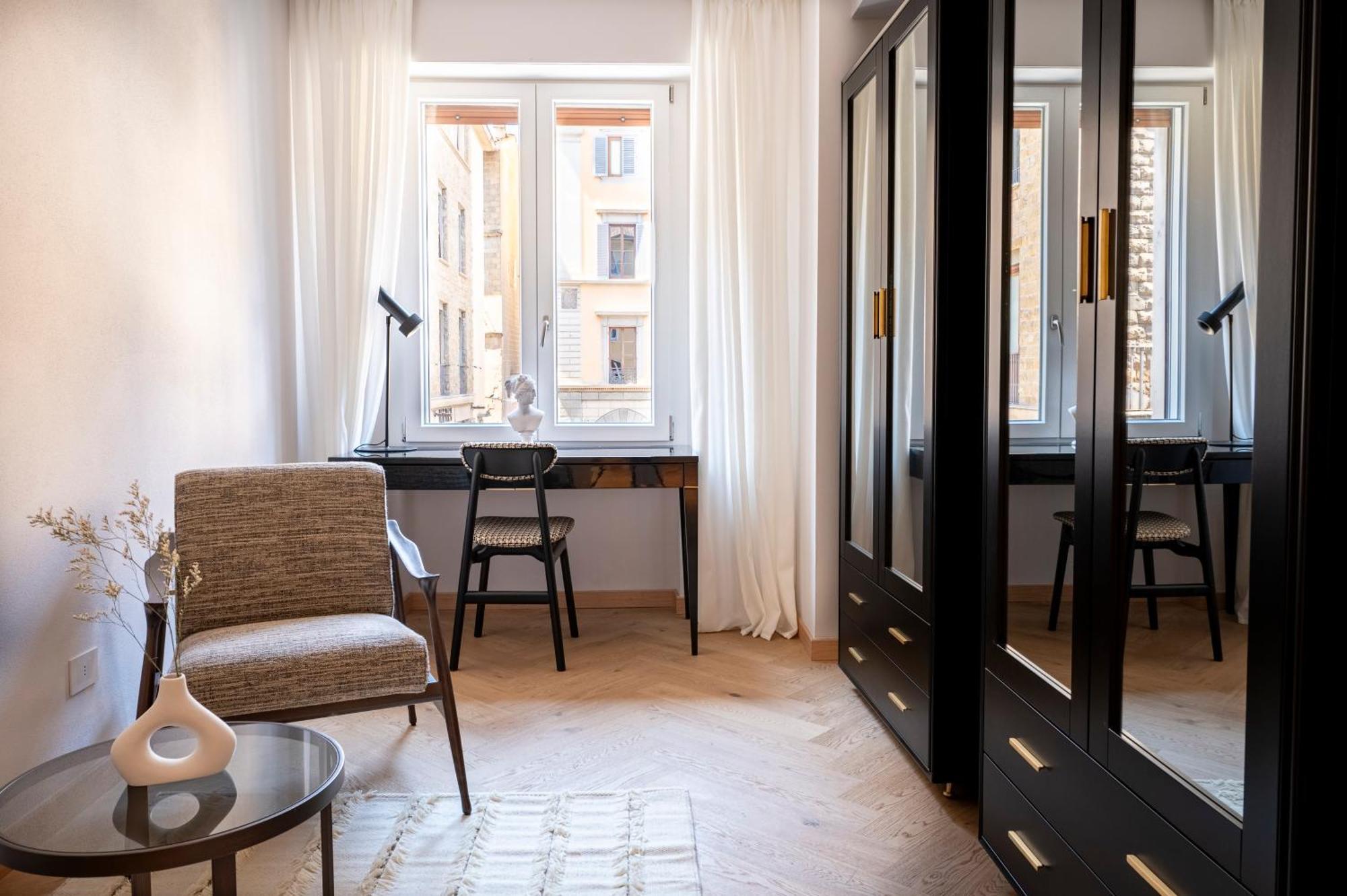 The Old Palace- Luxury Suites Signoria Florence Exterior photo